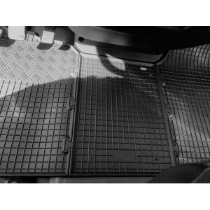 Gummimatten für FIAT Ducato ab 2022 - 3Sitze - schwarz, 1,5 cm Rand
