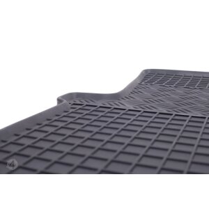 Gummimatten für IVECO Daily ab 2014 - 2/3 Sitze - schwarz, 1,5 cm Rand