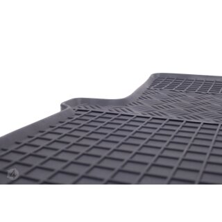 Gummimatten für IVECO Daily ab 2022 - 2/3 Sitze - schwarz, 1,5 cm Rand