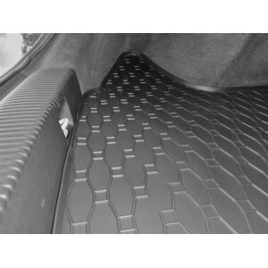 Kofferraumwanne für AUDI Q3 ab 2011 bis 2019 - schwarz, rutschfest, wasserdicht, 1,5 cm rand,