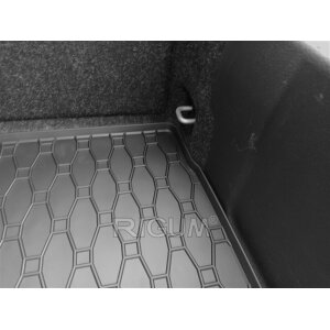 Kofferraumwanne für SKODA Superb III Liftback ab 2015 bis 2024 - schwarz, rutschfest, wasserdicht, 1,5 cm rand,