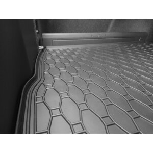 Kofferraumwanne für VW Passat B8 Stufenheck ab 2019 bis 2024 - schwarz, rutschfest, wasserdicht, 1,5 cm rand,