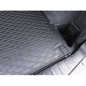 Ein Set passend für BMW X3 ab 2004 bis 2010 - Gummi- und Kofferraumwanne