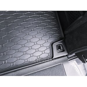 Kofferraumwanne für BMW X7 G07 ab 2019 / ab 2022 - schwarz, rutschfest, wasserdicht, 1,5 cm rand,