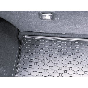 Kofferraumwanne für Hyundai i20 ab 2014 bis 2020 - schwarz, rutschfest, wasserdicht, 1,5 cm rand,