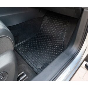 Gummimatten für VW Tiguan / Tiguan eTSI / Tiguan PHEV ab 2024 - schwarz, 1,5 cm Rand