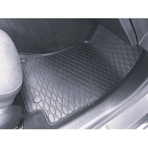 Gummimatten für Mercedes E-Klasse (W/S214) / PHEV ab 2024 - schwarz, 1,5 cm Rand