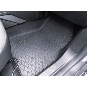 Gummimatten für Dacia Duster LPG ab 2024 - schwarz, 1,5 cm Rand