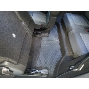 Passgenaue Gummifußmatten passend für PEUGEOT e-5008 Hybrid 3.Reihe ab 2024