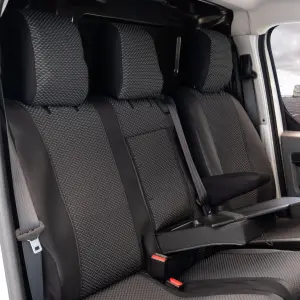 Sitzbezüge für Peugeot Expert/Traveller ab 2016 – Polstermaterial mit Kunstleder