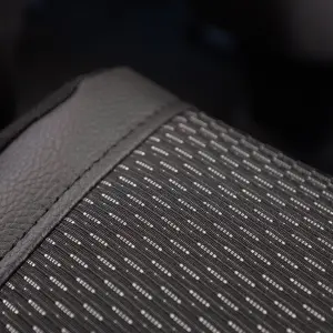 Sitzbezüge für Citroen Jumpy/SpaceTourer ab 2016 – Polstermaterial mit Kunstleder